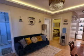 A beautiful two-bedroom Mansionette at Appleone Banawa